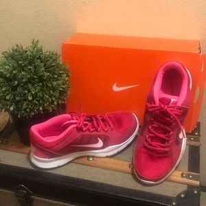 Women’s Nike flex trainer 4